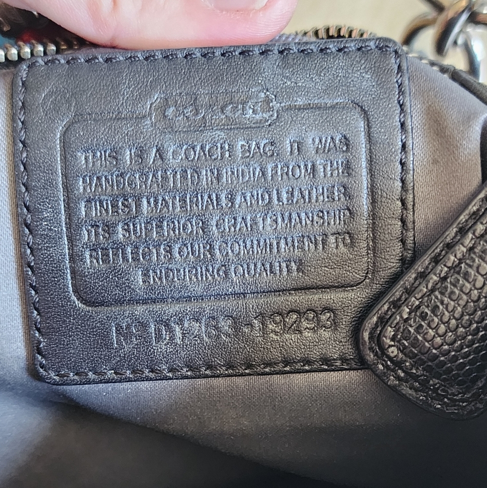Coach Kristen Vintage Black Leather Hobo Bag - Picture 11 of 16